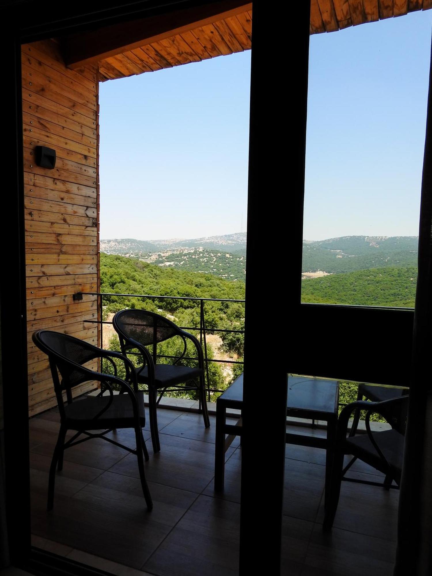 Ajloun Forest Reserve Джераш Екстериор снимка