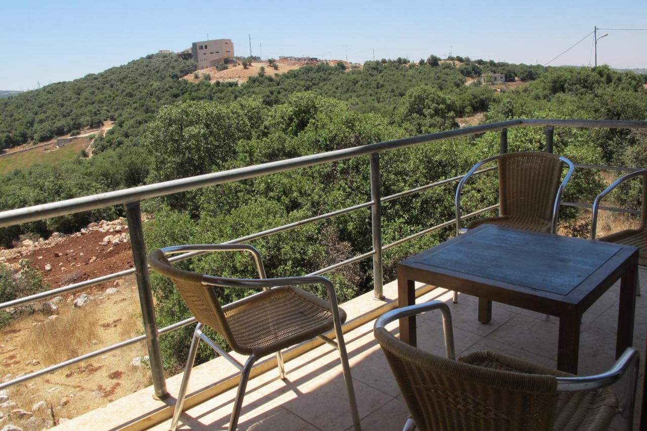 Ajloun Forest Reserve Джераш Екстериор снимка